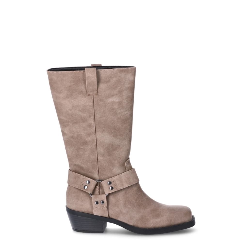 👢 Time and Tru Women's Moto Hardware Boot NWT only Size 7 Left